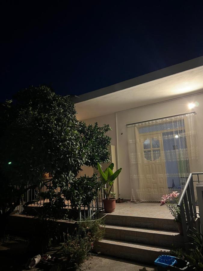 Rooms For Rent Habipi Vlorë Exterior foto